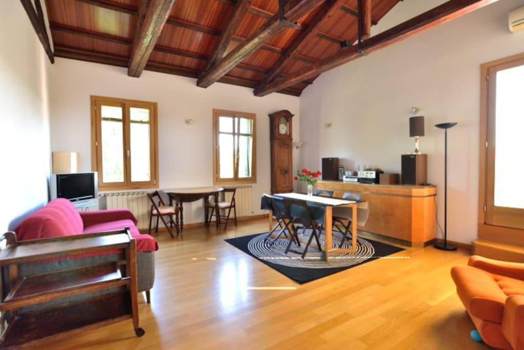 Savorgnan Tricamere Con Terrazza * Venedig