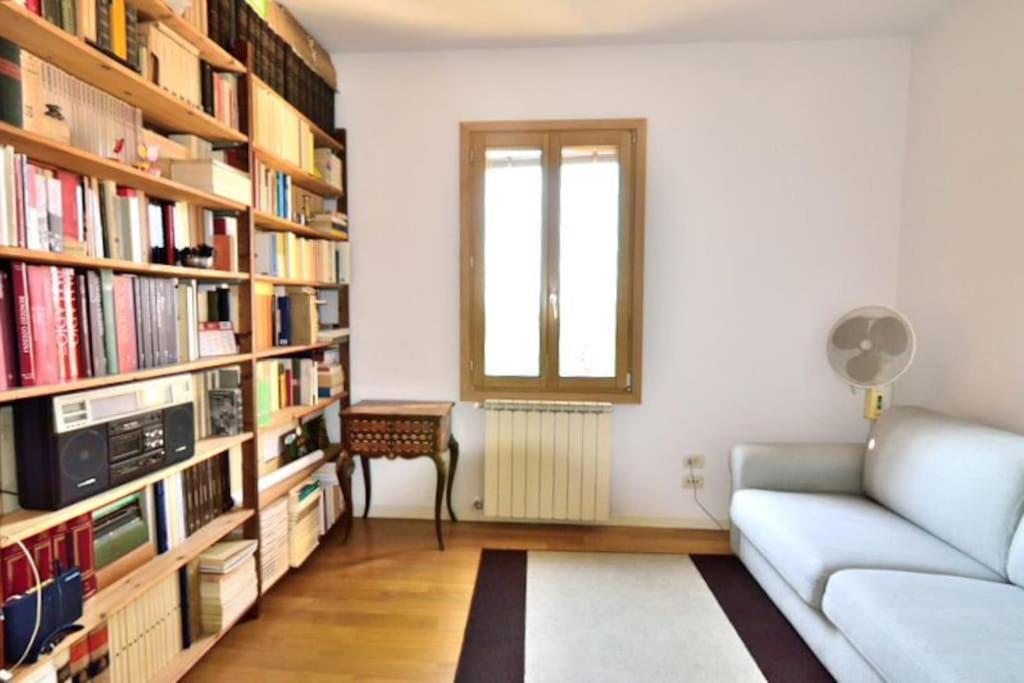 Apartment Savorgnan Tricamere Con Terrazza Venice